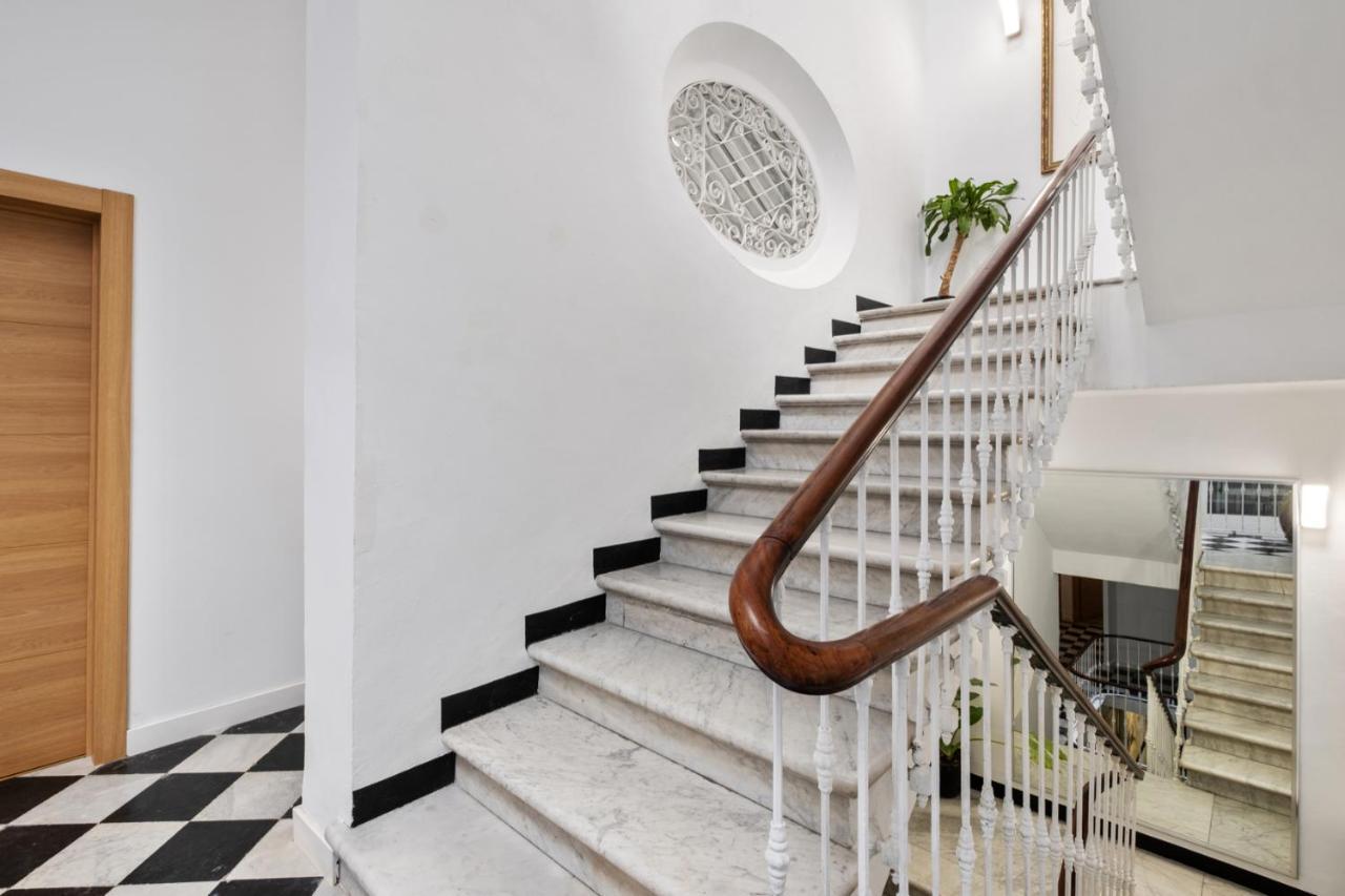 Malaga City Suites エクステリア 写真