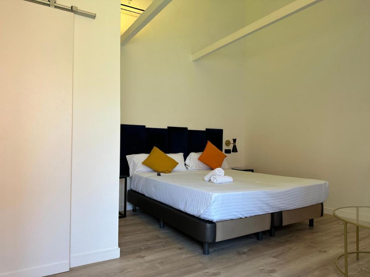 Malaga City Suites エクステリア 写真